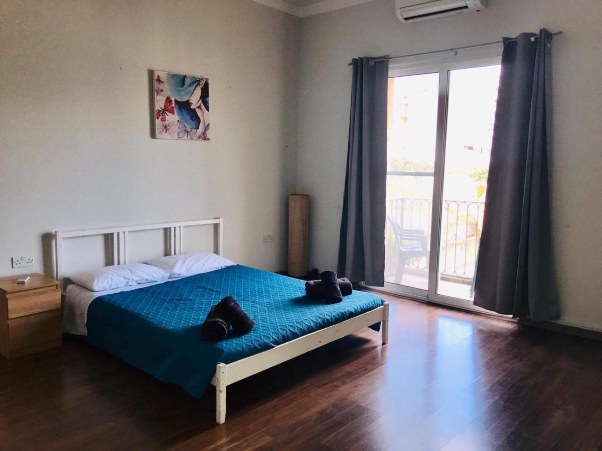 Ferienwohnung Point Elyseum Apartament San Ġiljan Exterior foto
